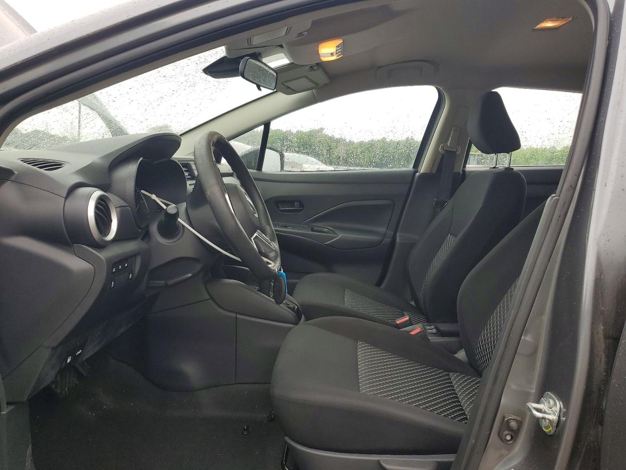 NISSAN VERSA 2021 — 7