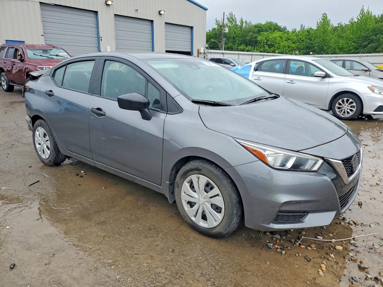 NISSAN VERSA 2021 — 4