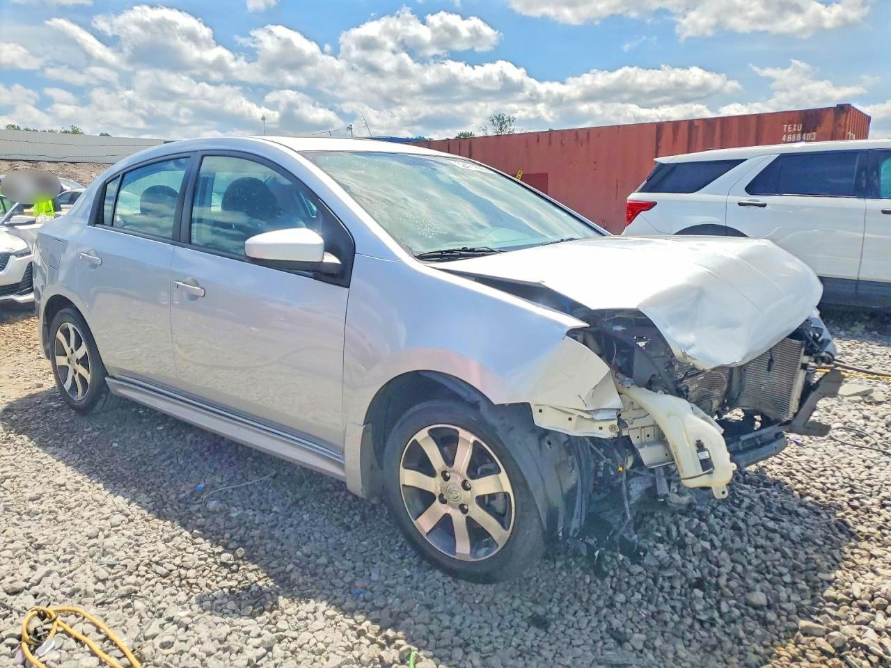 NISSAN SENTRA 2012 — 4