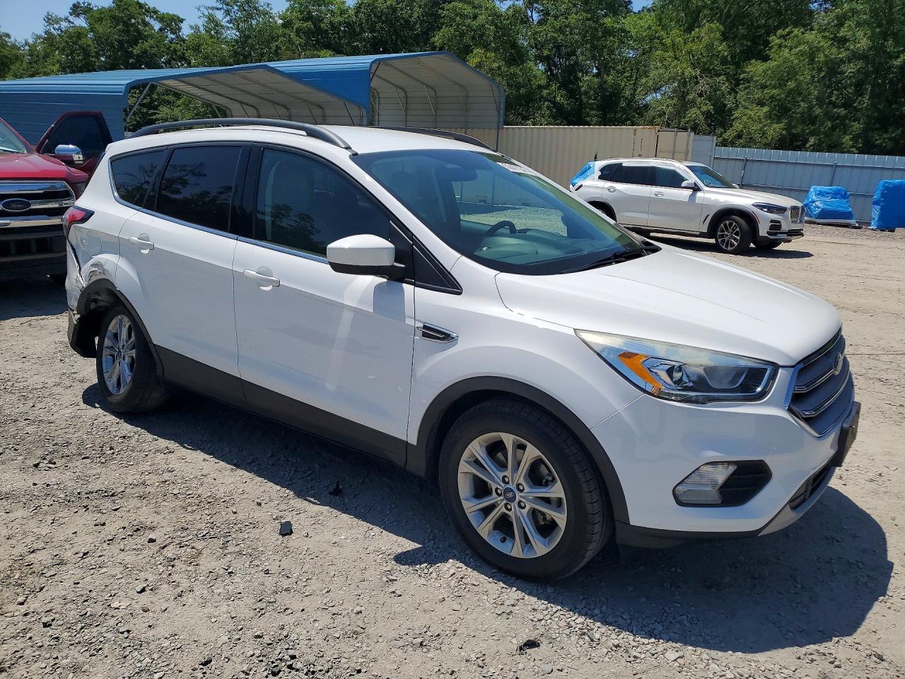 FORD ESCAPE 2018 — 4