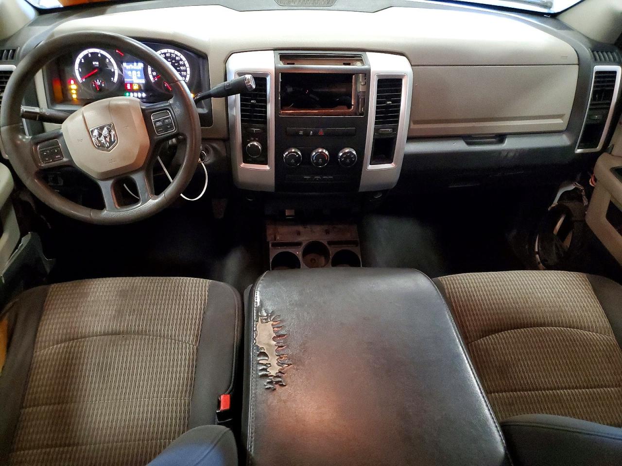 DODGE RAM 1500 2012 — 8