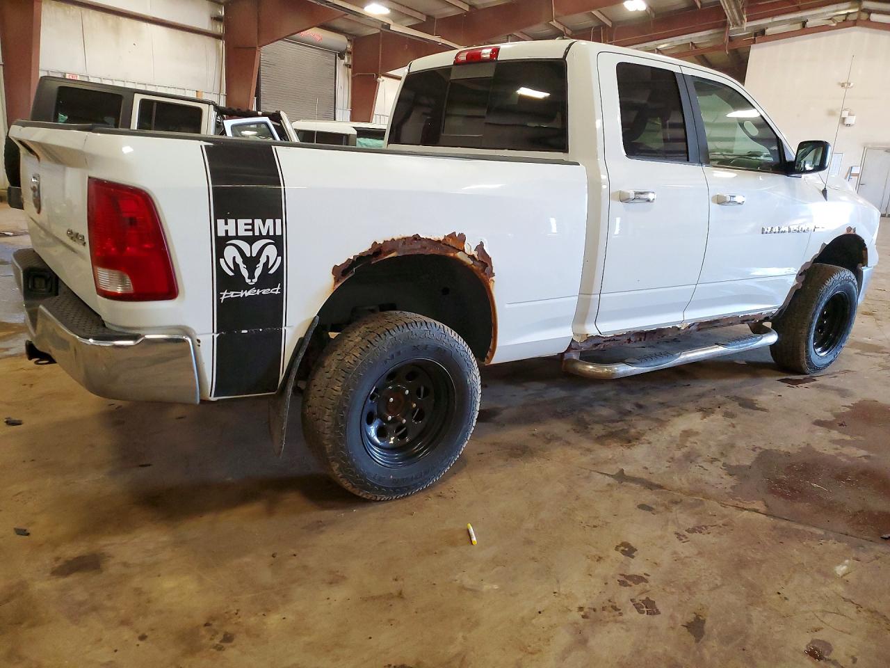 DODGE RAM 1500 2012 — 3