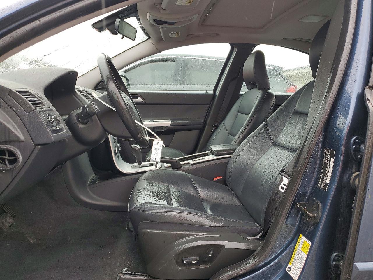 VOLVO S40 2010 — 7