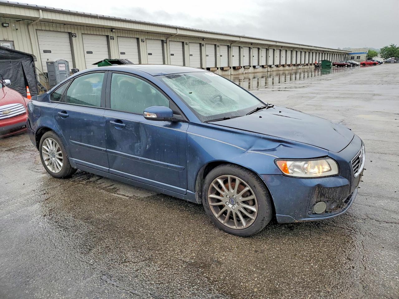 VOLVO S40 2010 — 4