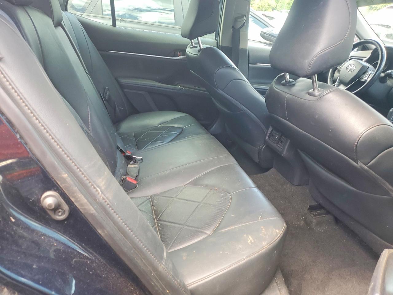 TOYOTA CAMRY 2019 — 10