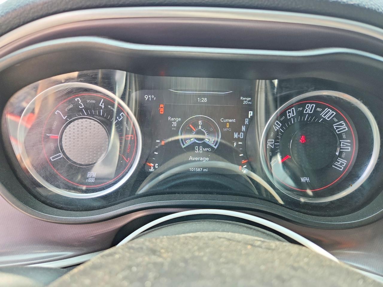 DODGE CHALLENGER 2019 — 9
