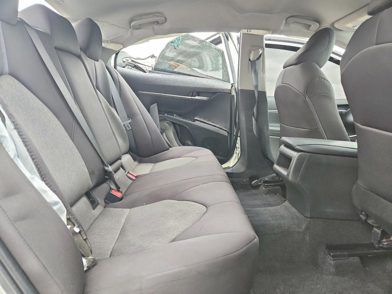 TOYOTA CAMRY 2021 — 10