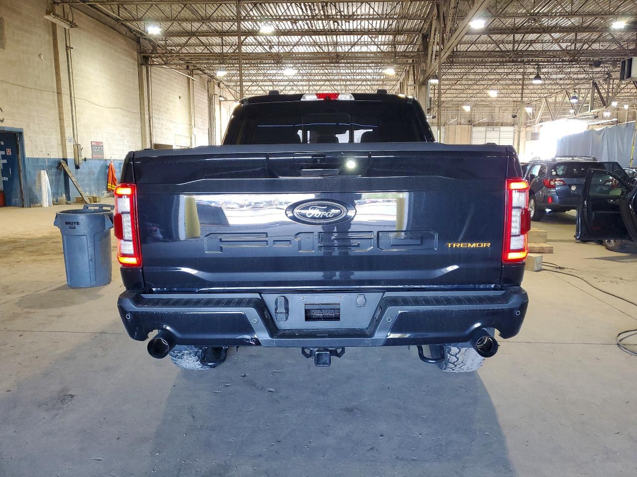 FORD F150 2022 — 6