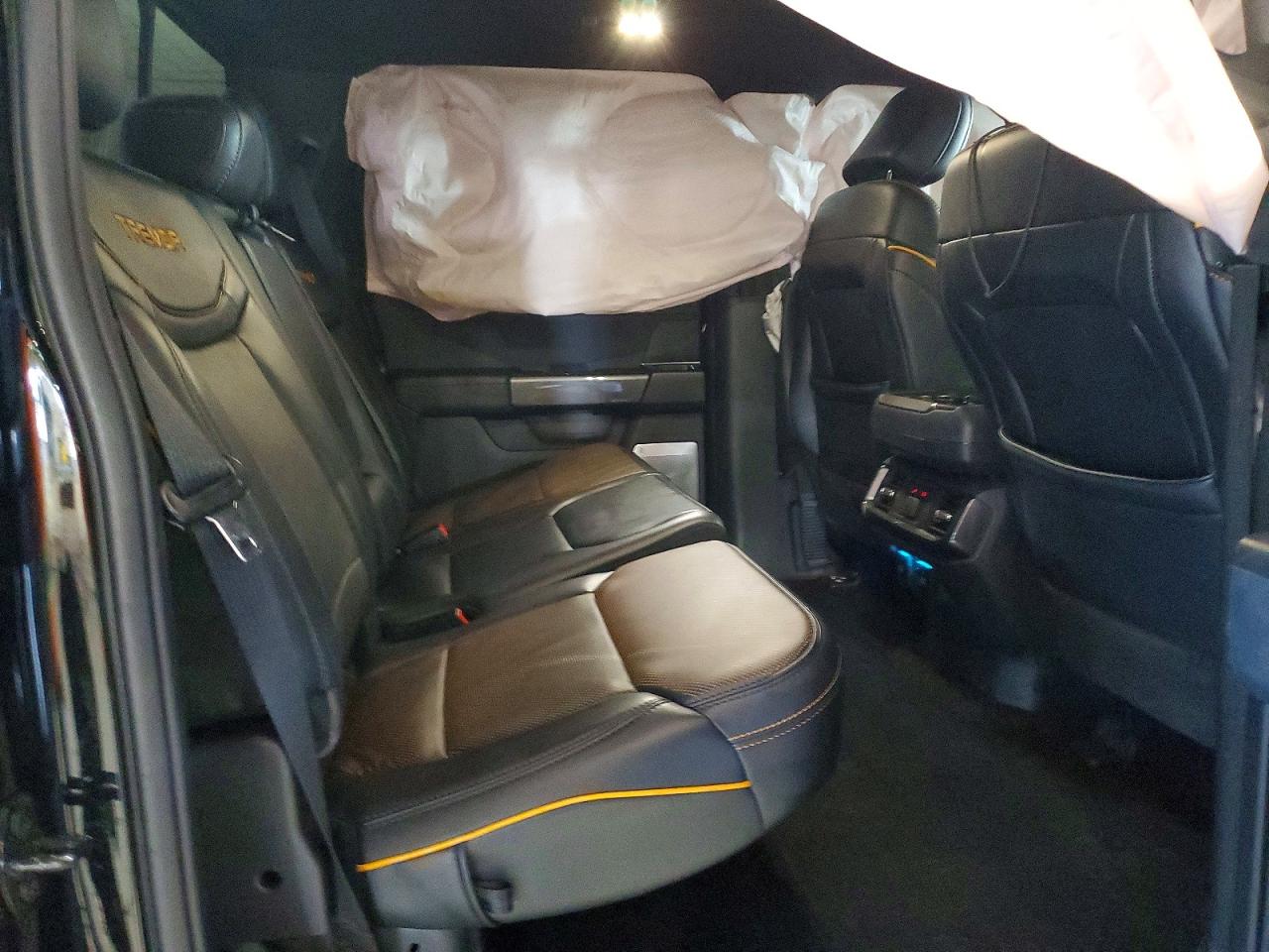 FORD F150 2022 — 10