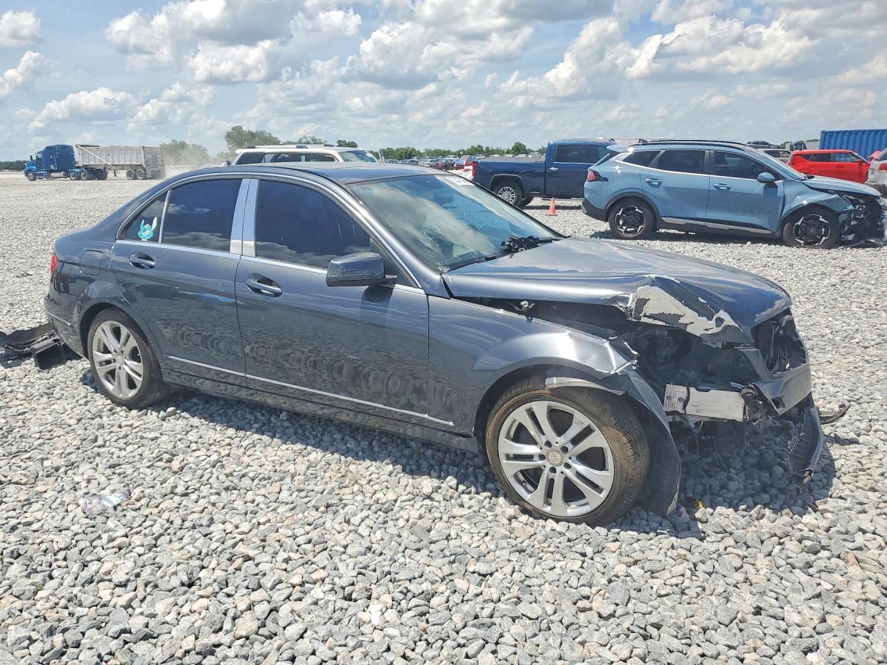 MERCEDES-BENZ C 2014 — 4