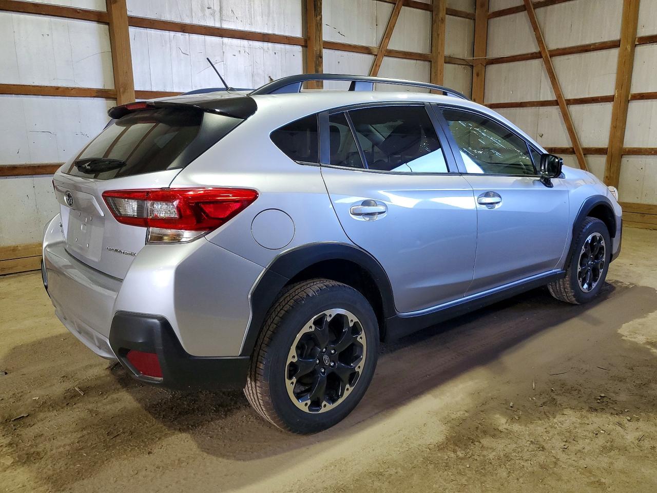 SUBARU CROSSTREK 2022 — 3
