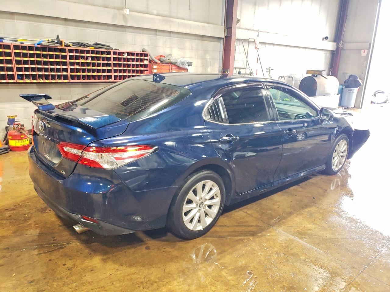TOYOTA CAMRY 2019 — 3