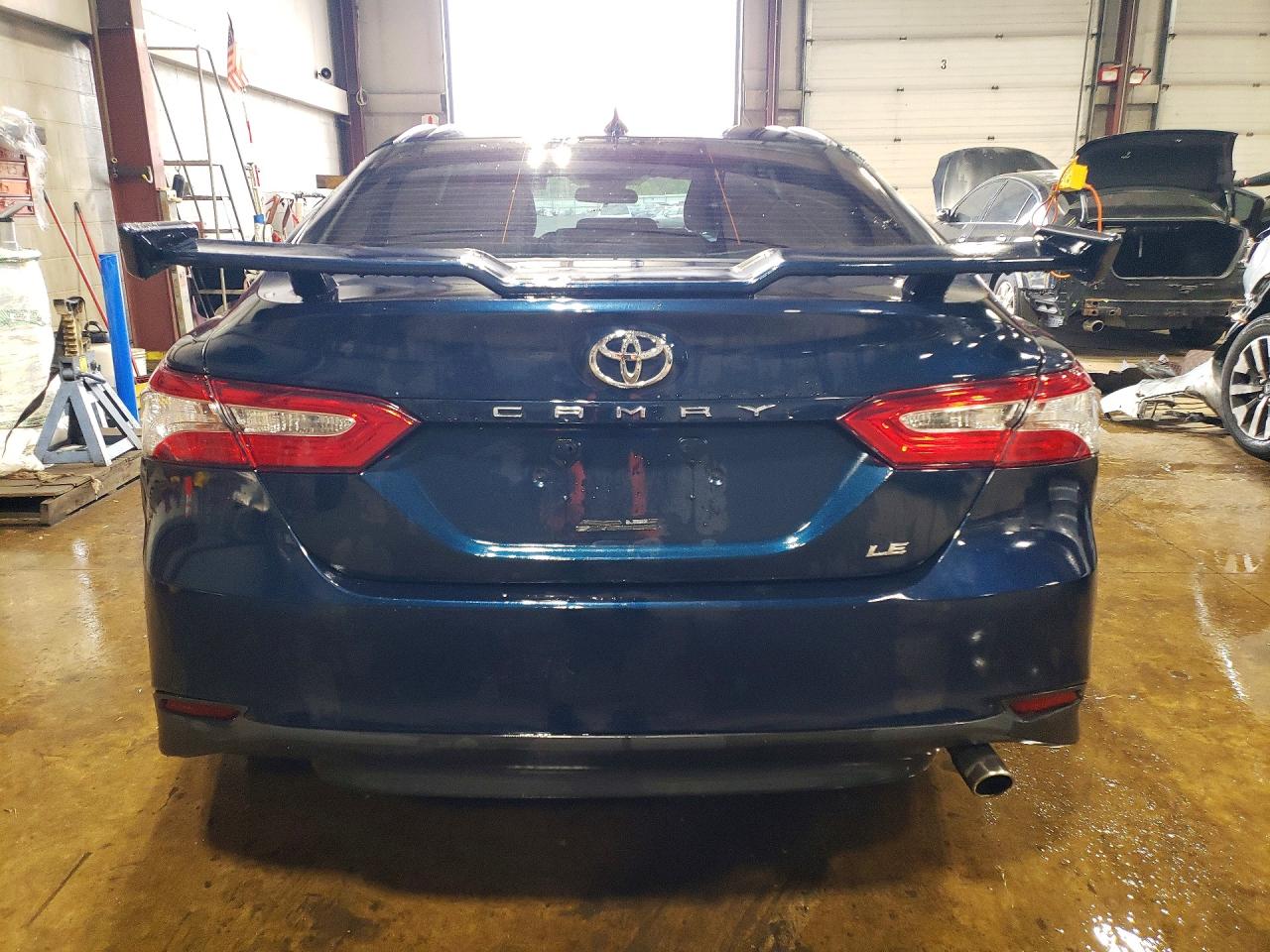 TOYOTA CAMRY 2019 — 6