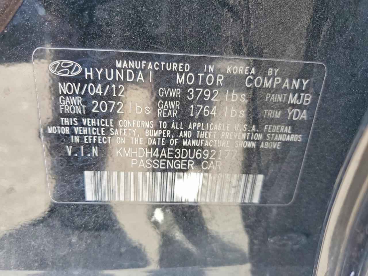 HYUNDAI ELANTRA 2013 — 12
