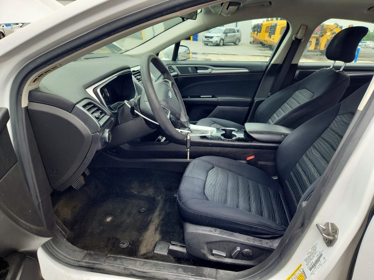 FORD FUSION 2016 — 7