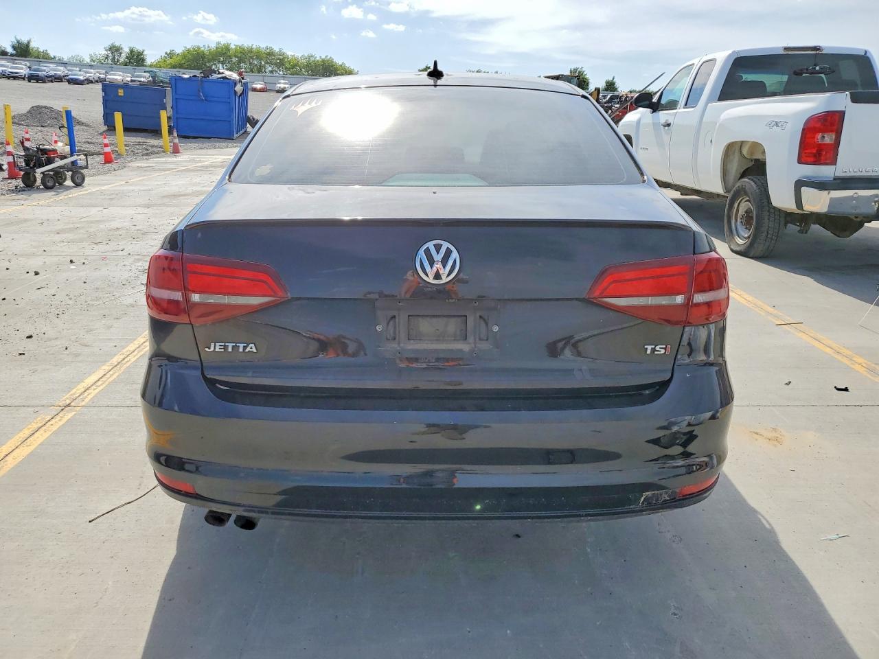 VOLKSWAGEN JETTA 2016 — 6