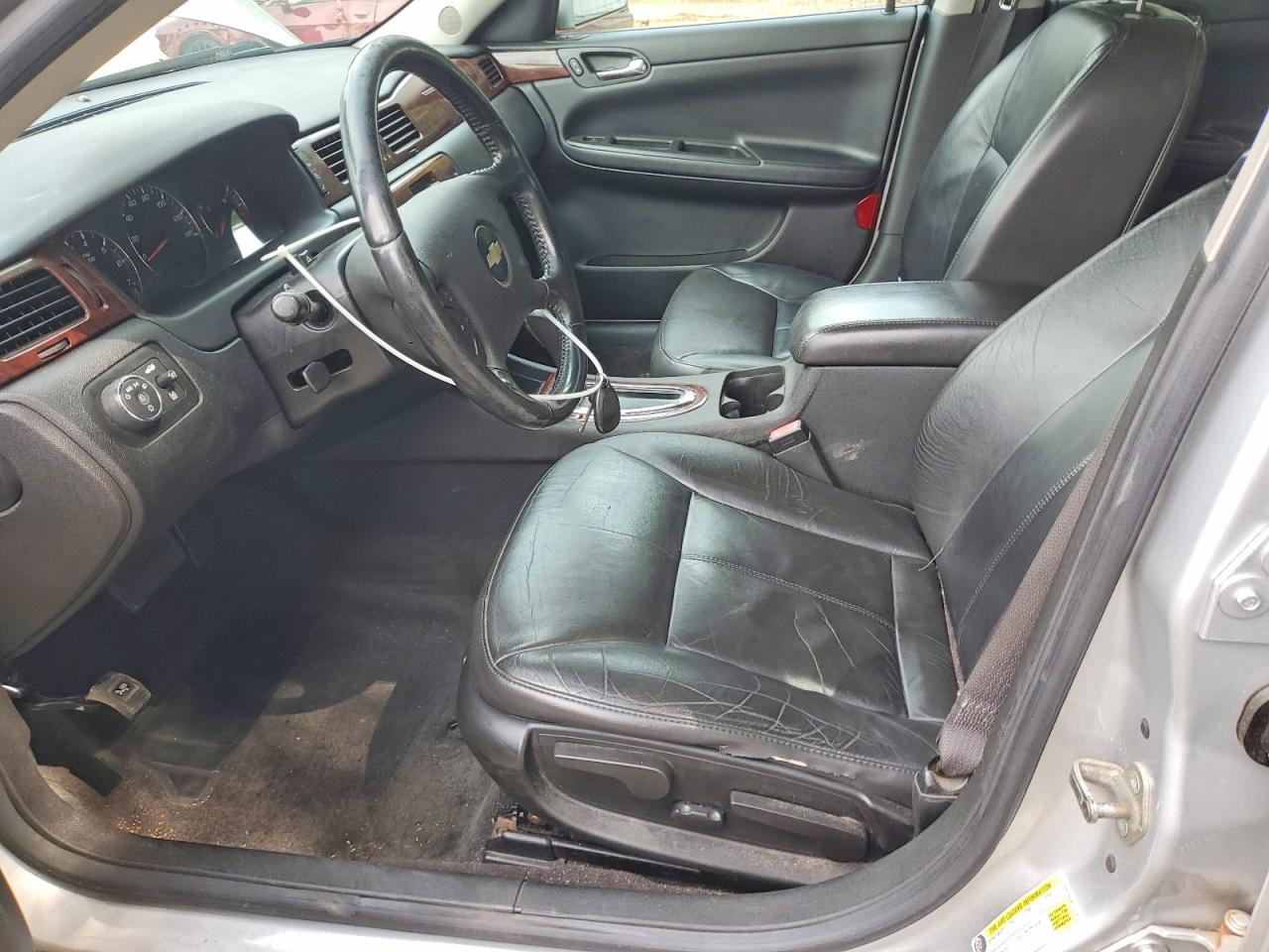 CHEVROLET IMPALA 2010 — 7