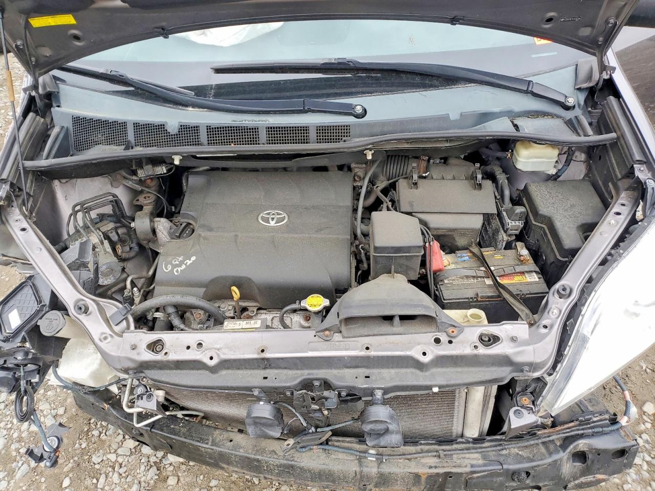 TOYOTA SIENNA 2015 — 12