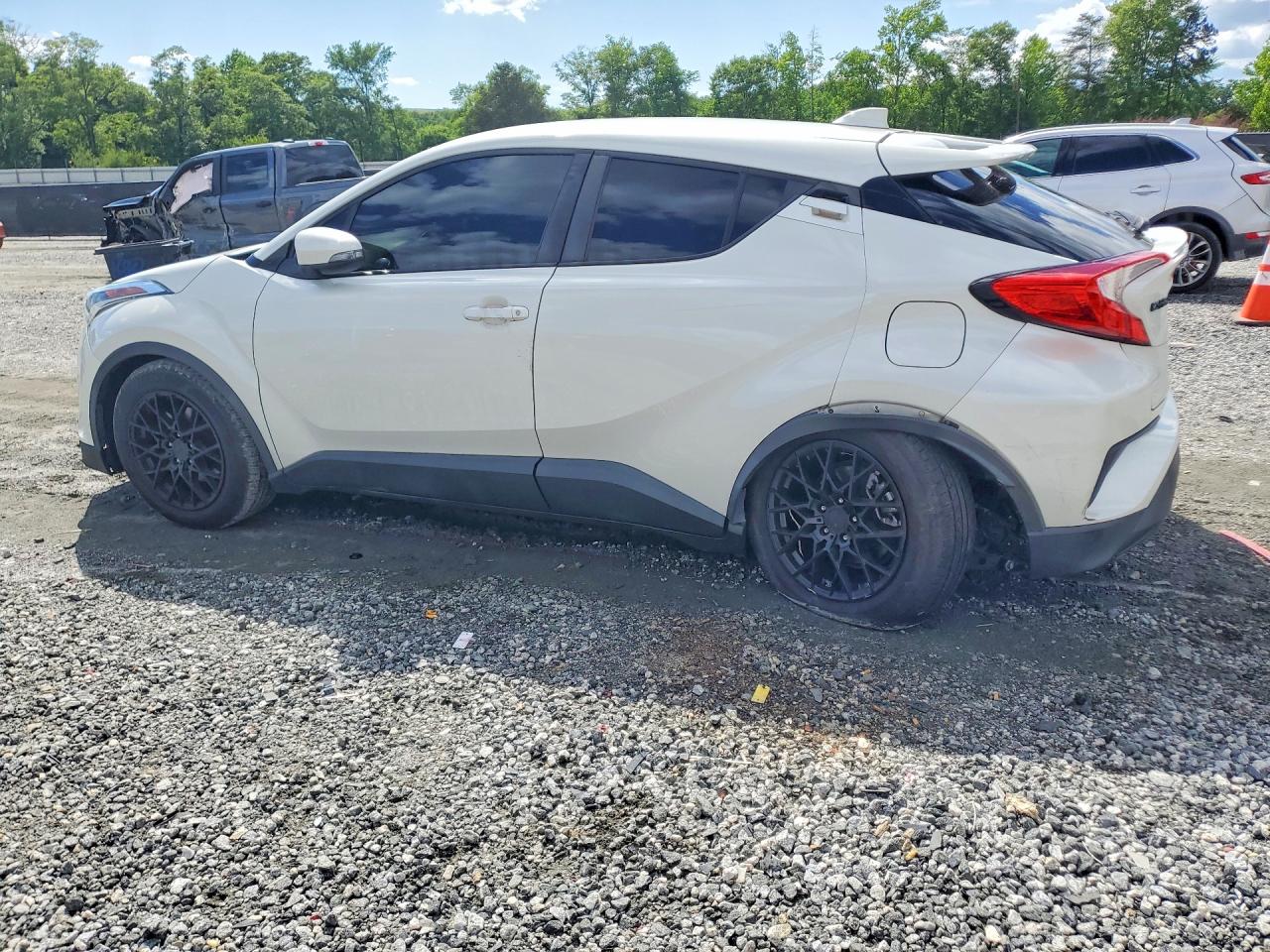 TOYOTA C-HR 2019 — 2