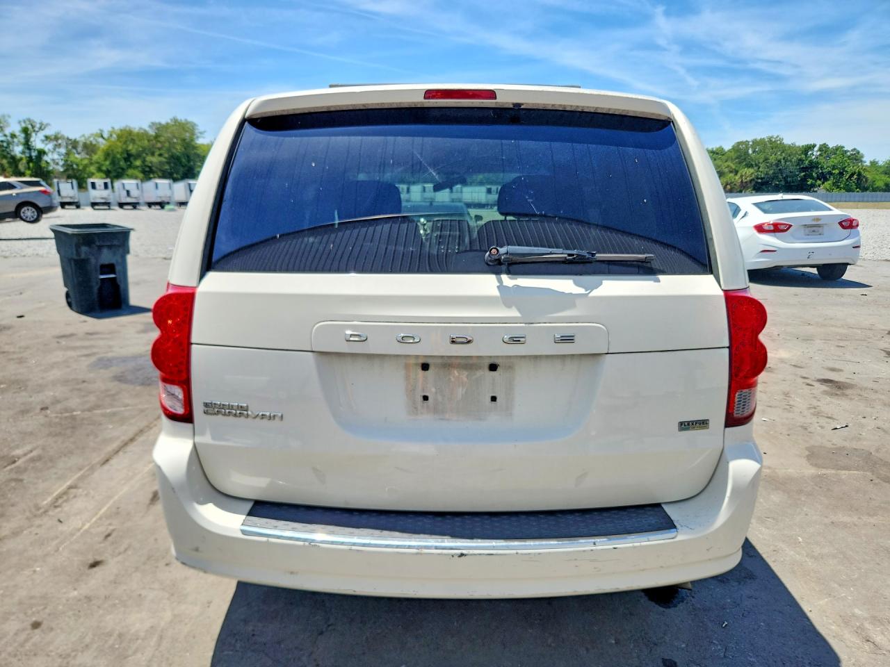 DODGE GRAND CARAVAN 2013 — 6
