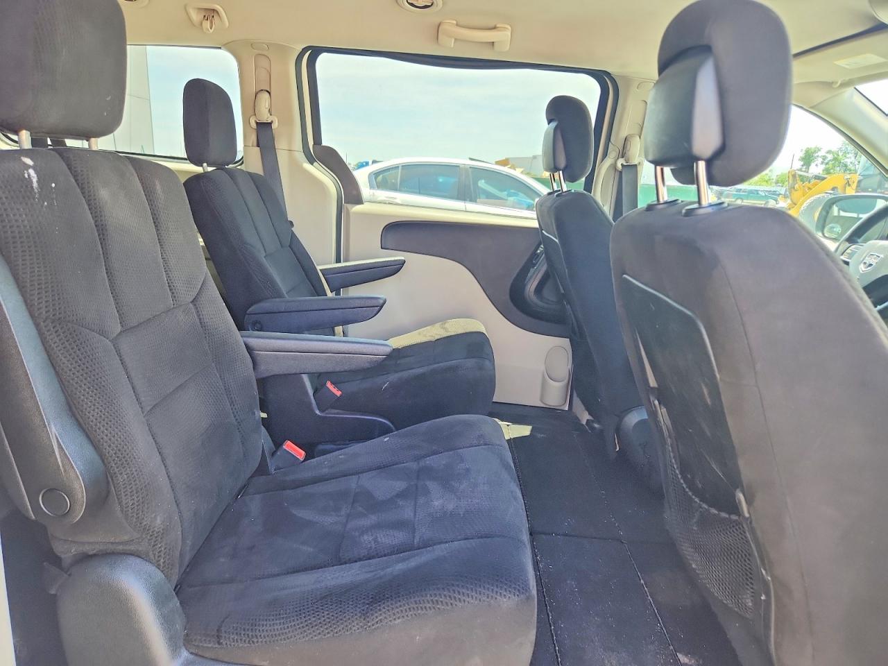 DODGE GRAND CARAVAN 2013 — 11
