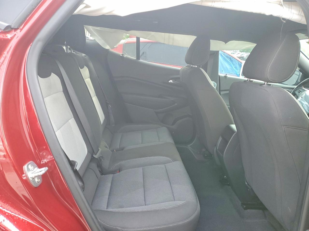 CHEVROLET TRAX 2025 — 11