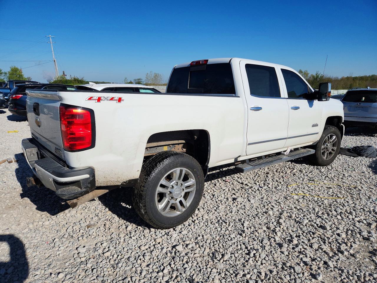 CHEVROLET SILVERADO 2017 — 3