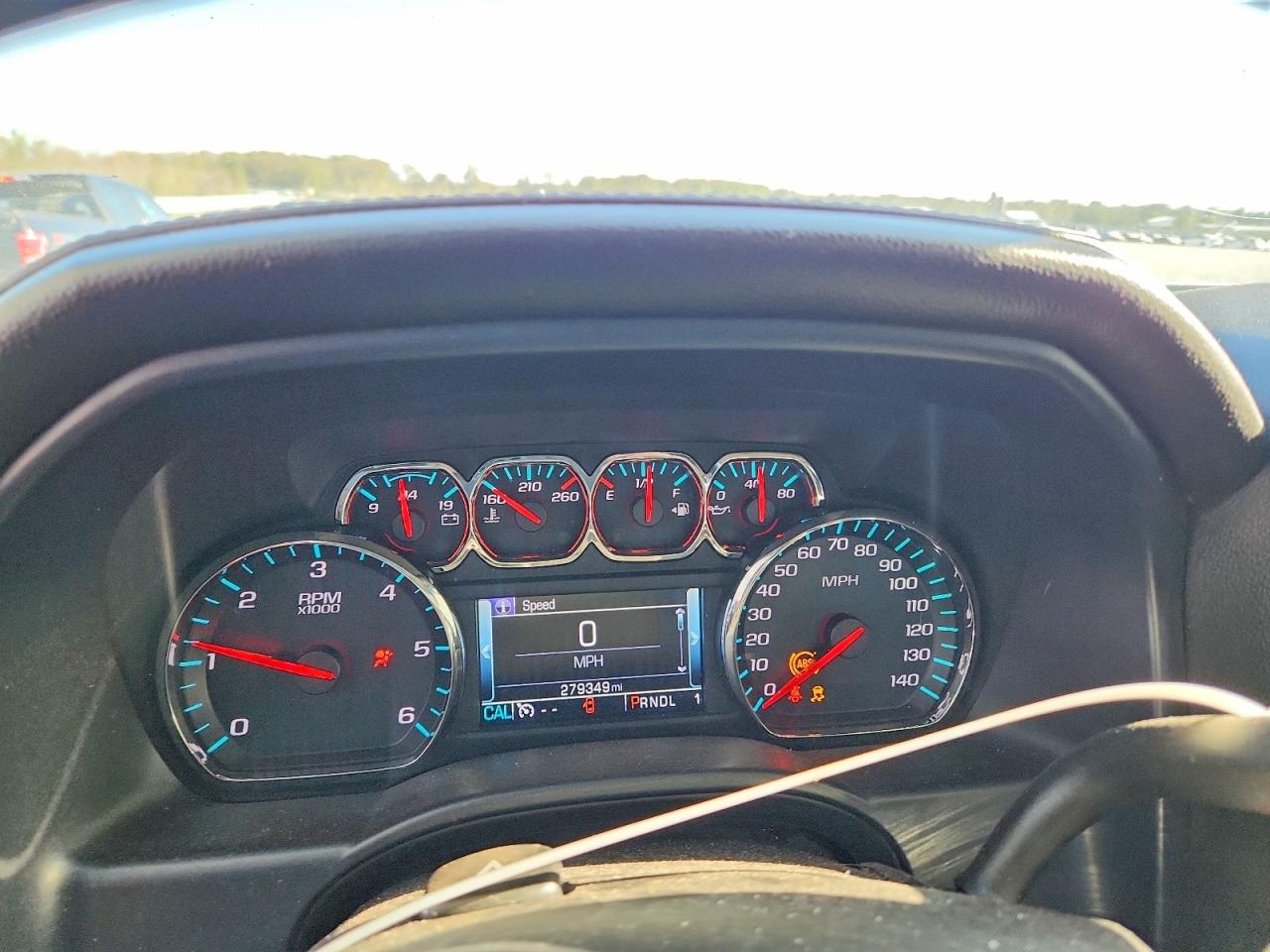 CHEVROLET SILVERADO 2017 — 9