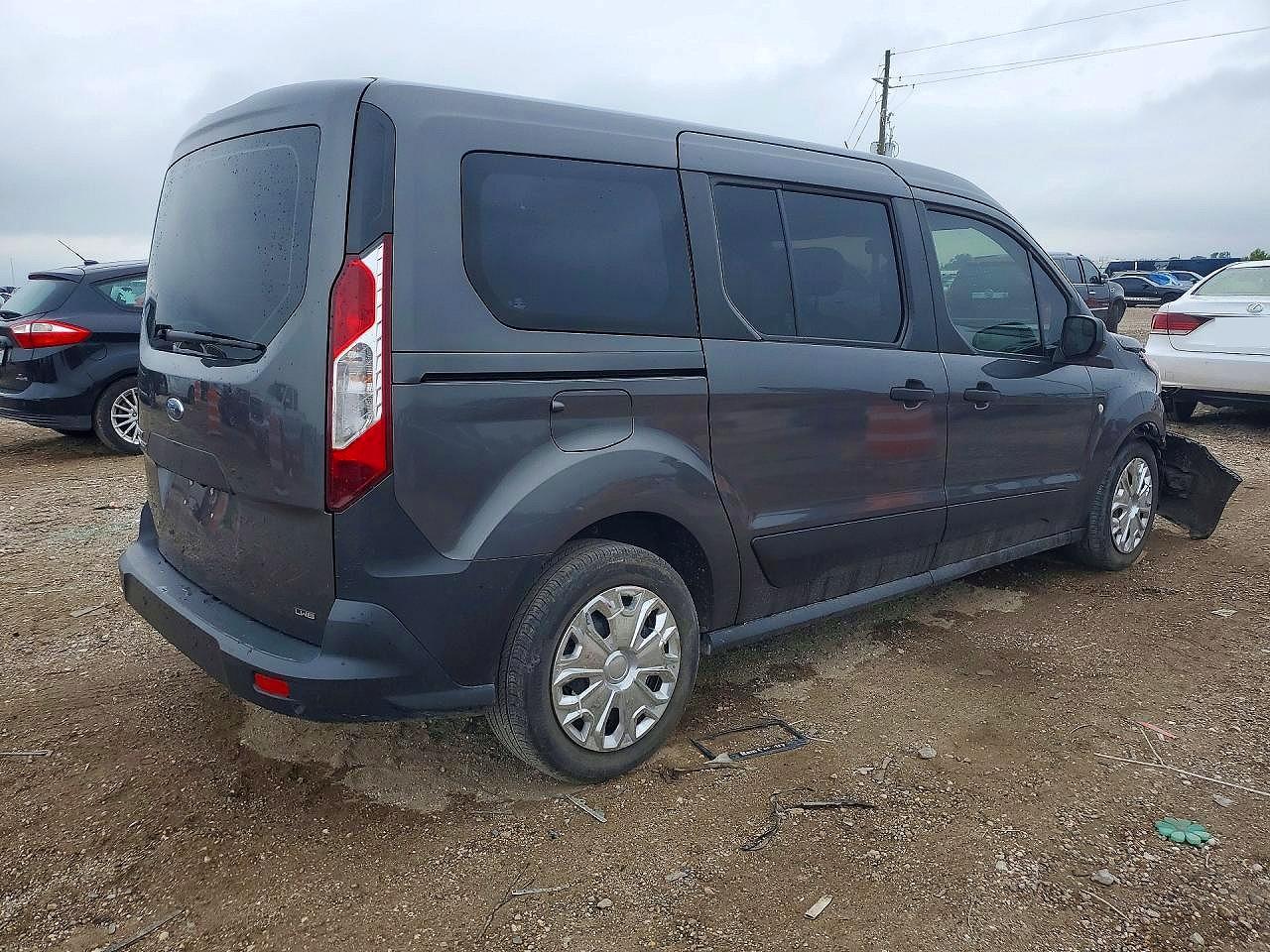 FORD TRANSIT CONNECT 2019 — 3