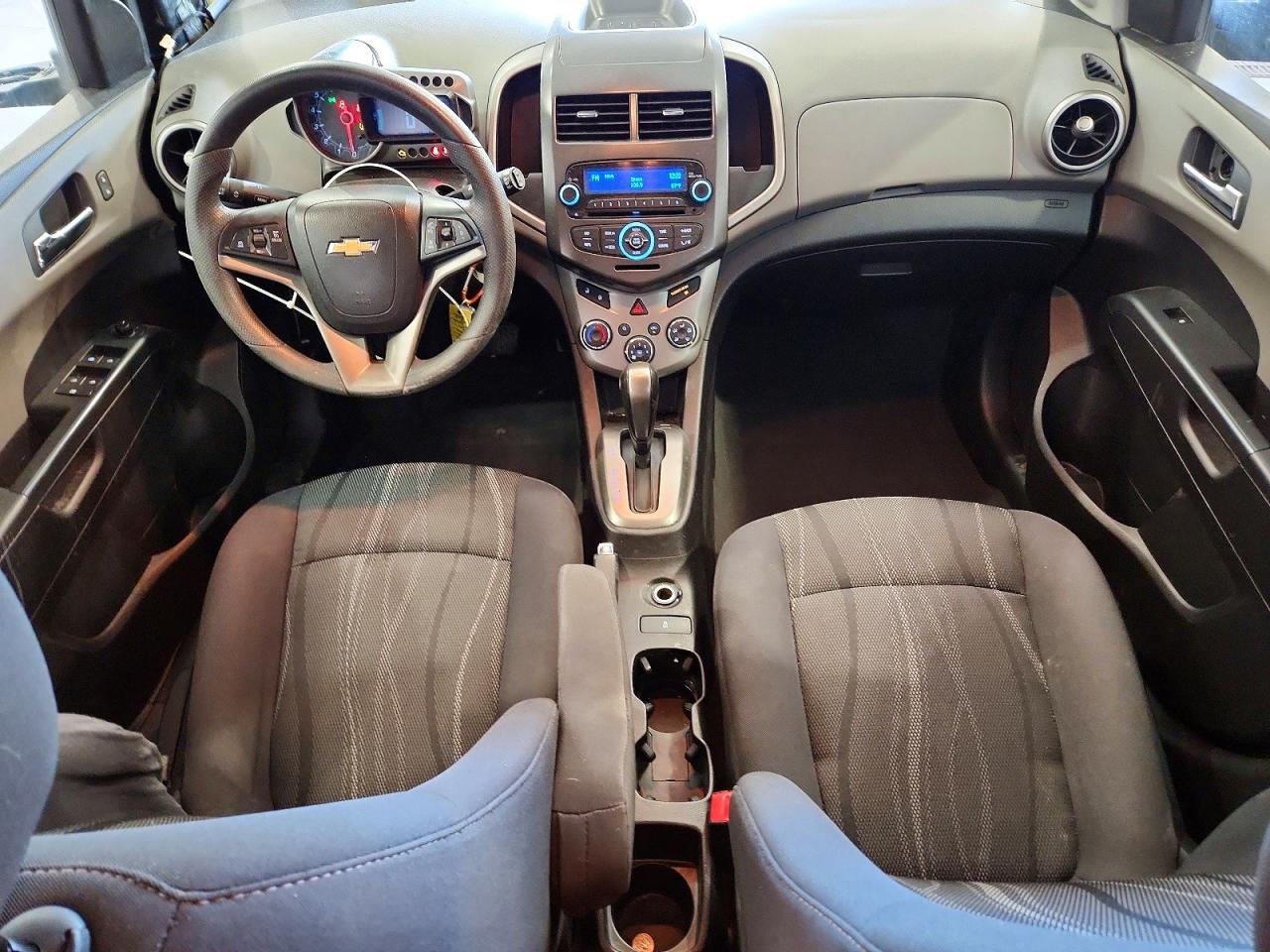 CHEVROLET SONIC 2015 — 8