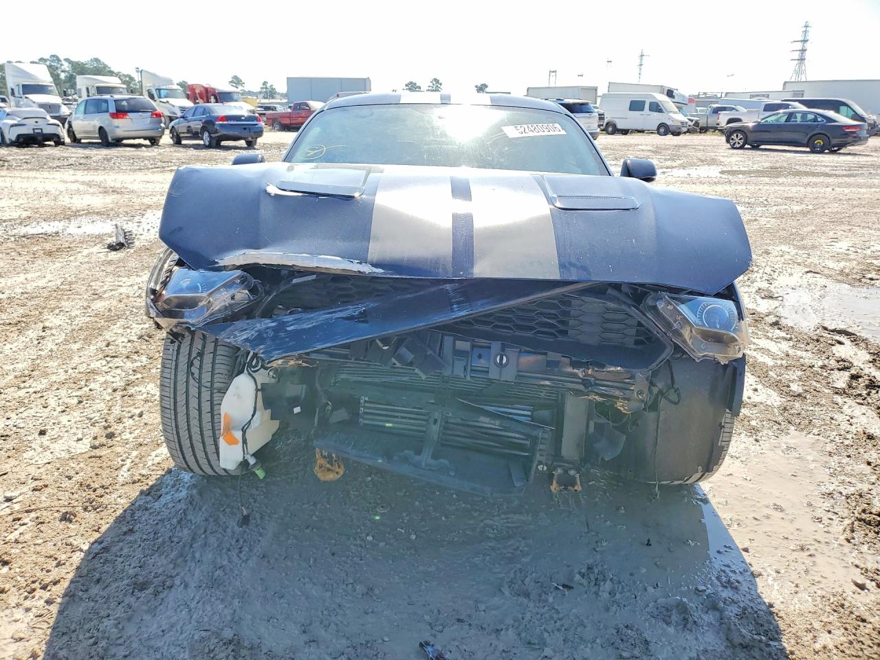 FORD MUSTANG 2020 — 5