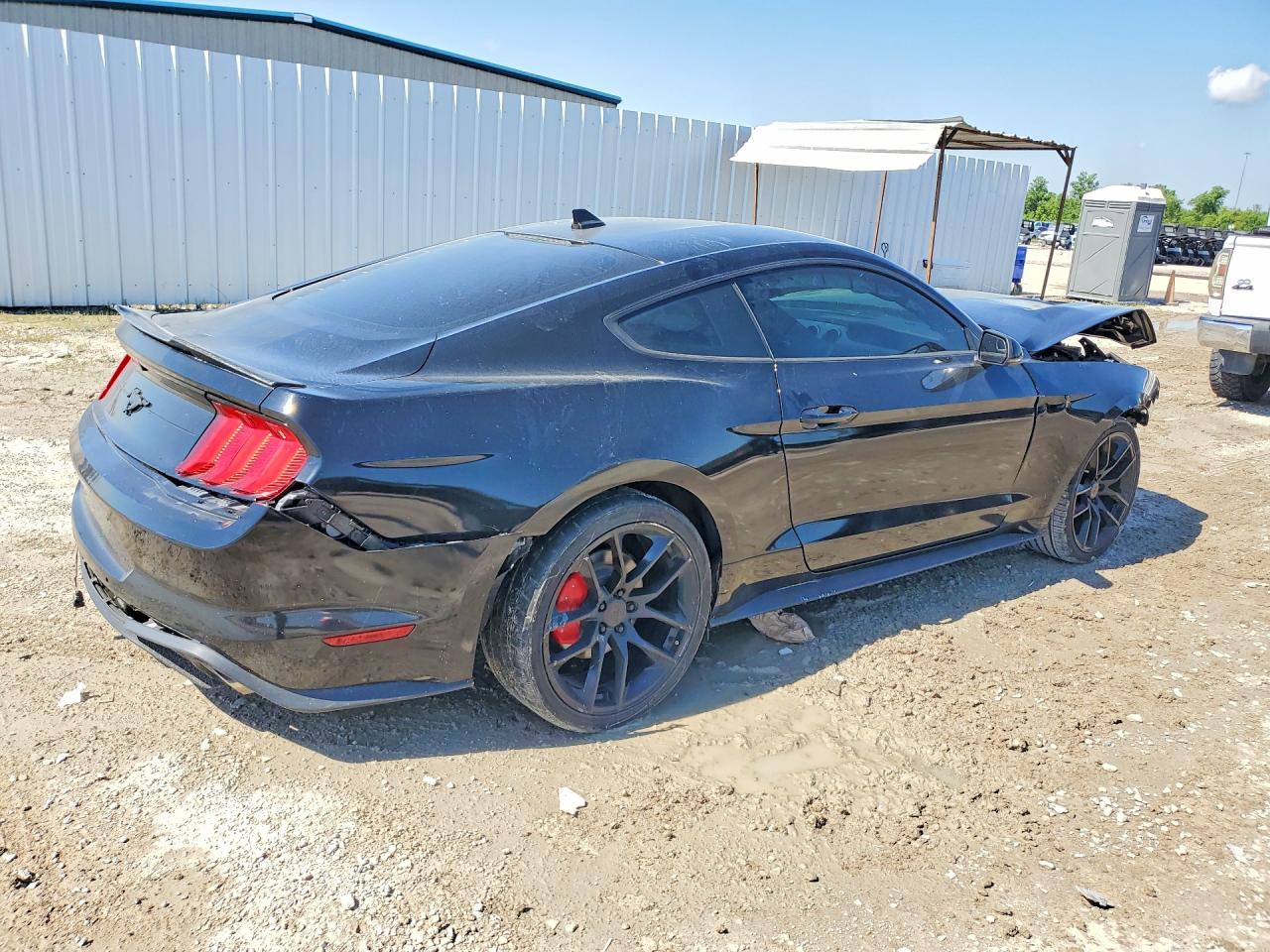 FORD MUSTANG 2020 — 3