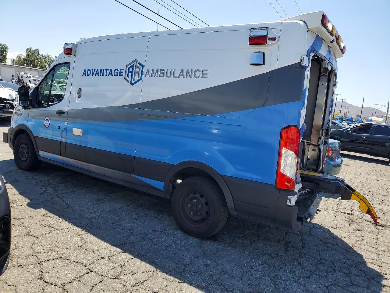FORD TRANSIT 2023 — 2