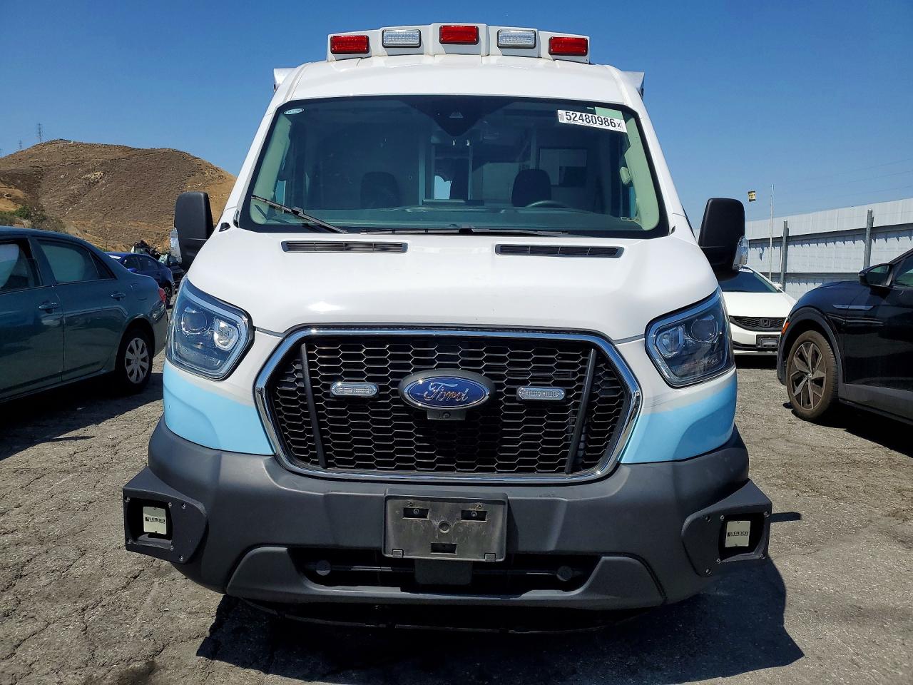 FORD TRANSIT 2023 — 5