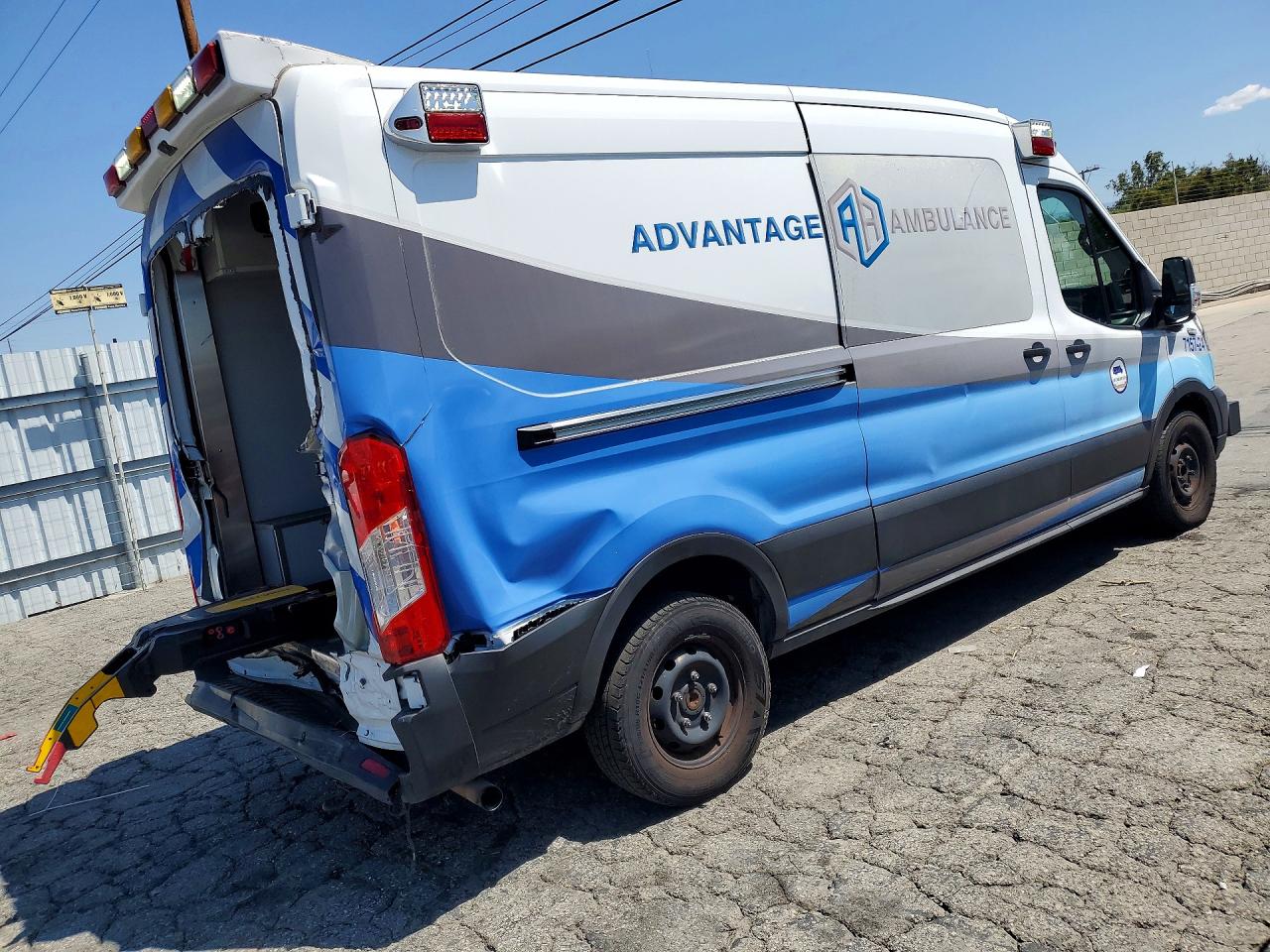 FORD TRANSIT 2023 — 3