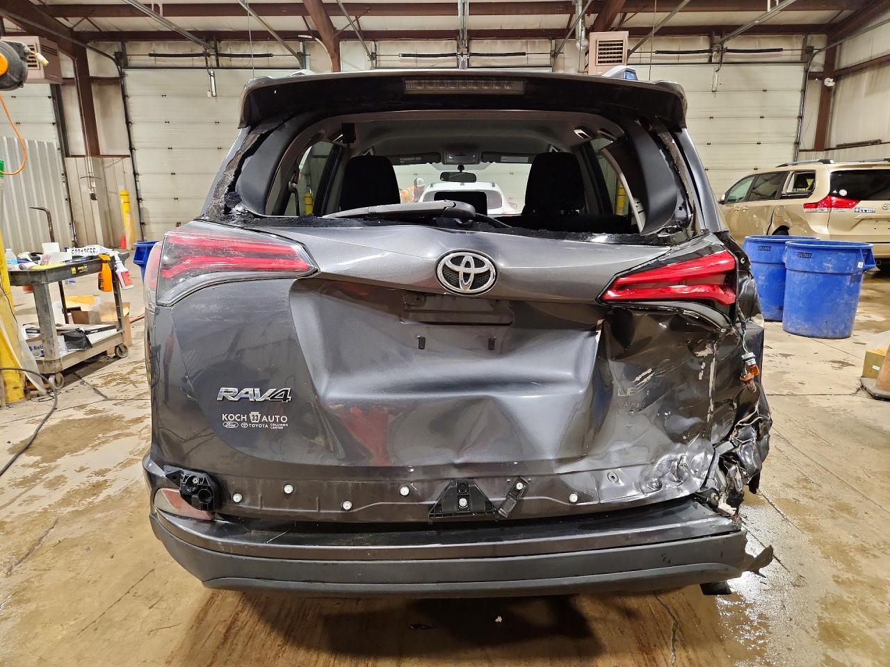 TOYOTA RAV4 2016 — 6