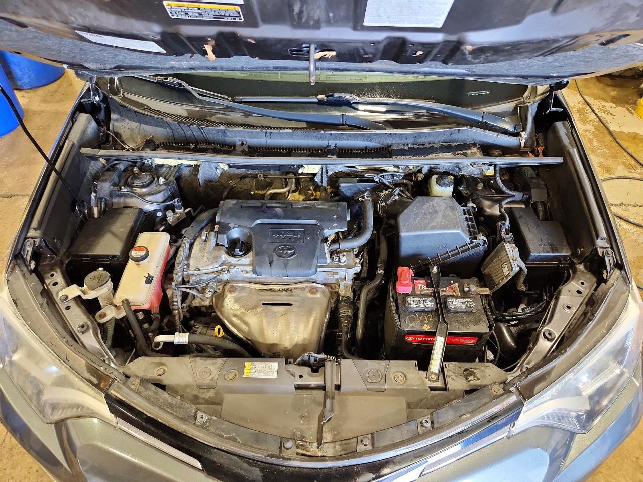 TOYOTA RAV4 2016 — 12
