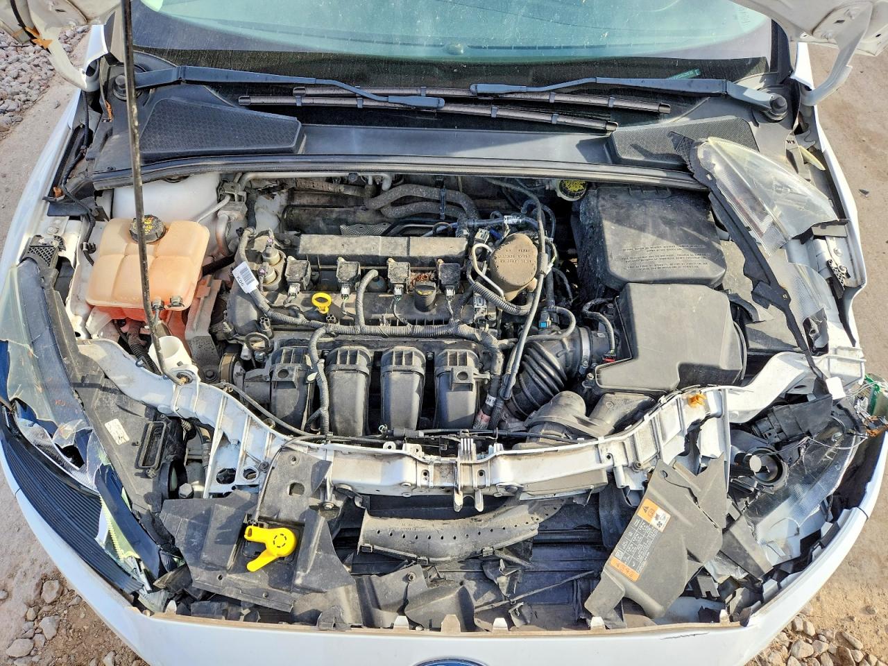 FORD FOCUS 2016 — 11
