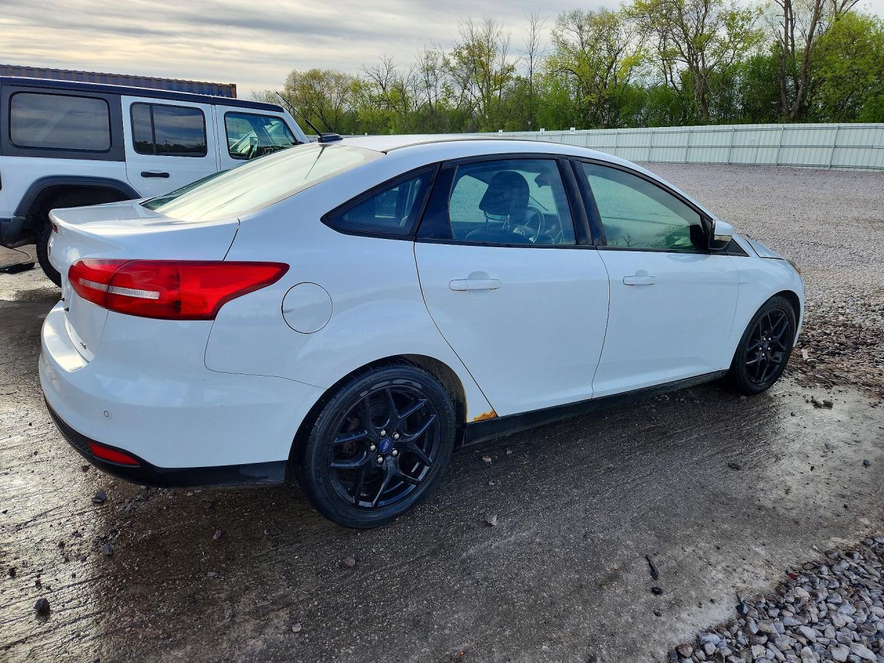 FORD FOCUS 2016 — 3