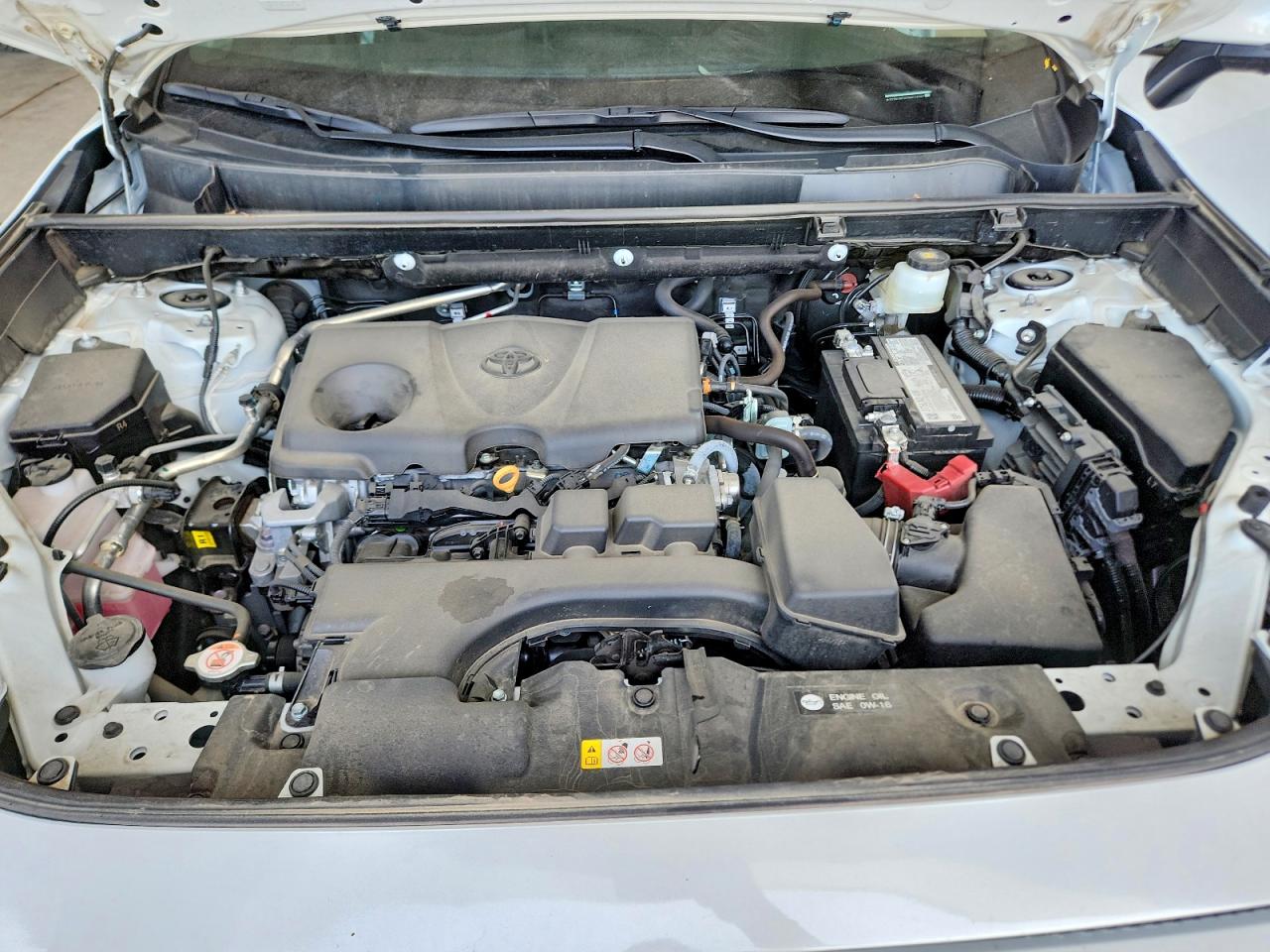 TOYOTA RAV4 2025 — 12