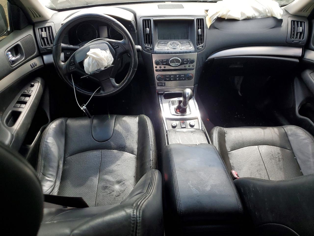 INFINITI G37 SEDAN 2013 — 8