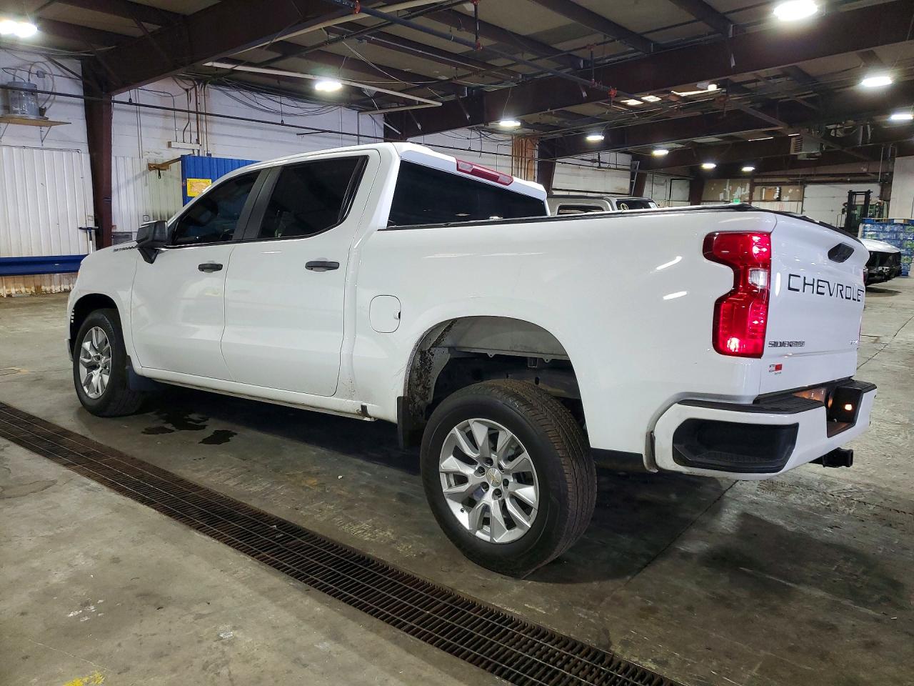 CHEVROLET SILVERADO 2023 — 2