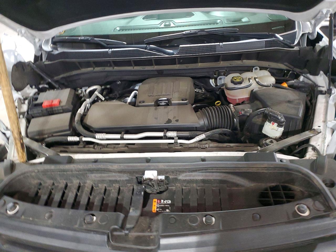 CHEVROLET SILVERADO 2023 — 11