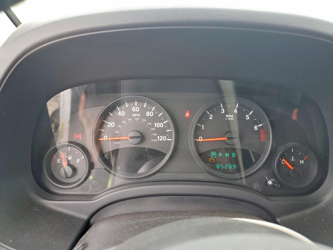 JEEP COMPASS 2011 — 9