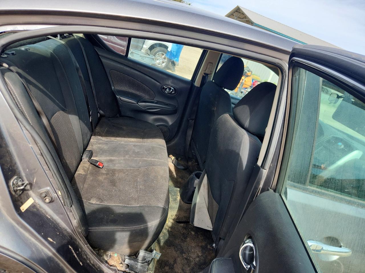 NISSAN VERSA 2019 — 10