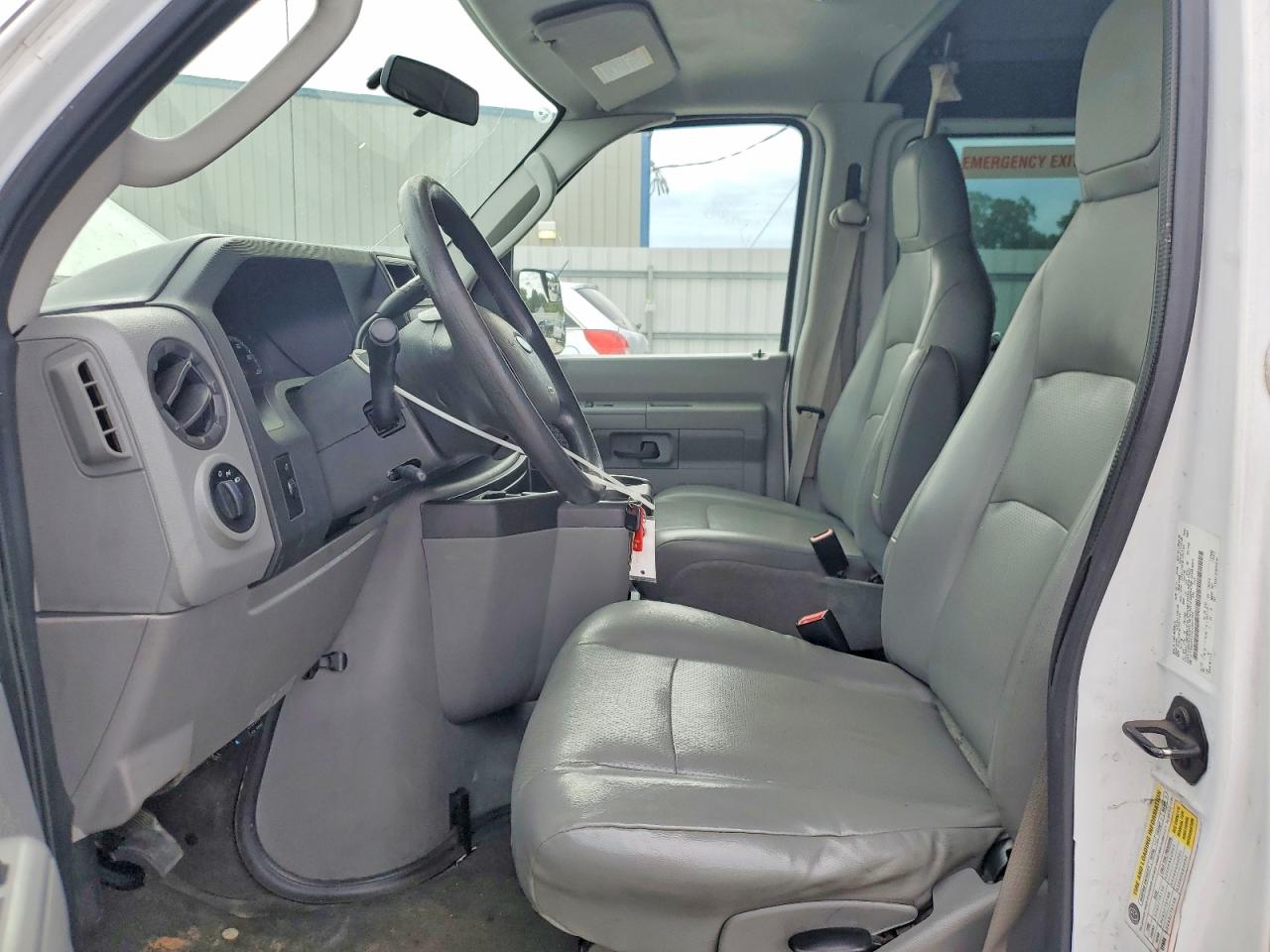 FORD ECONOLINE 2014 — 7