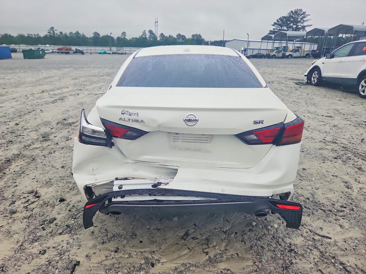 NISSAN ALTIMA 2020 — 6