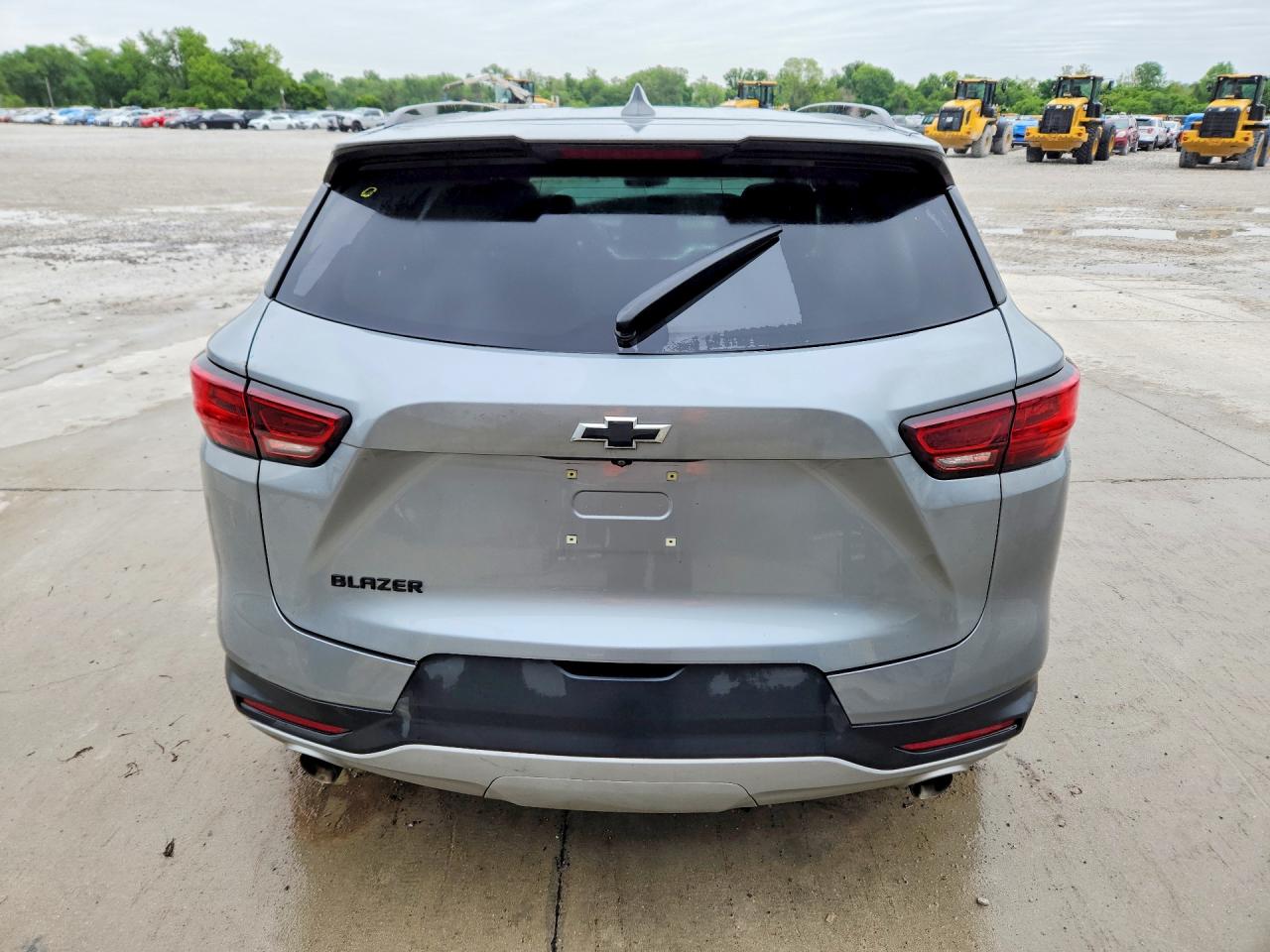 CHEVROLET BLAZER 2023 — 6