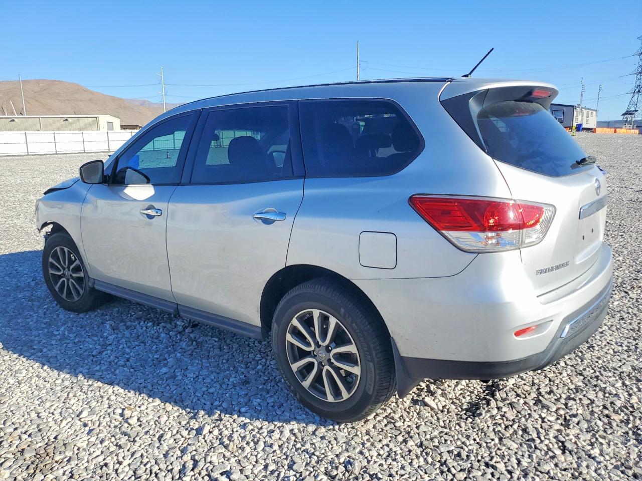 NISSAN PATHFINDER 2013 — 2