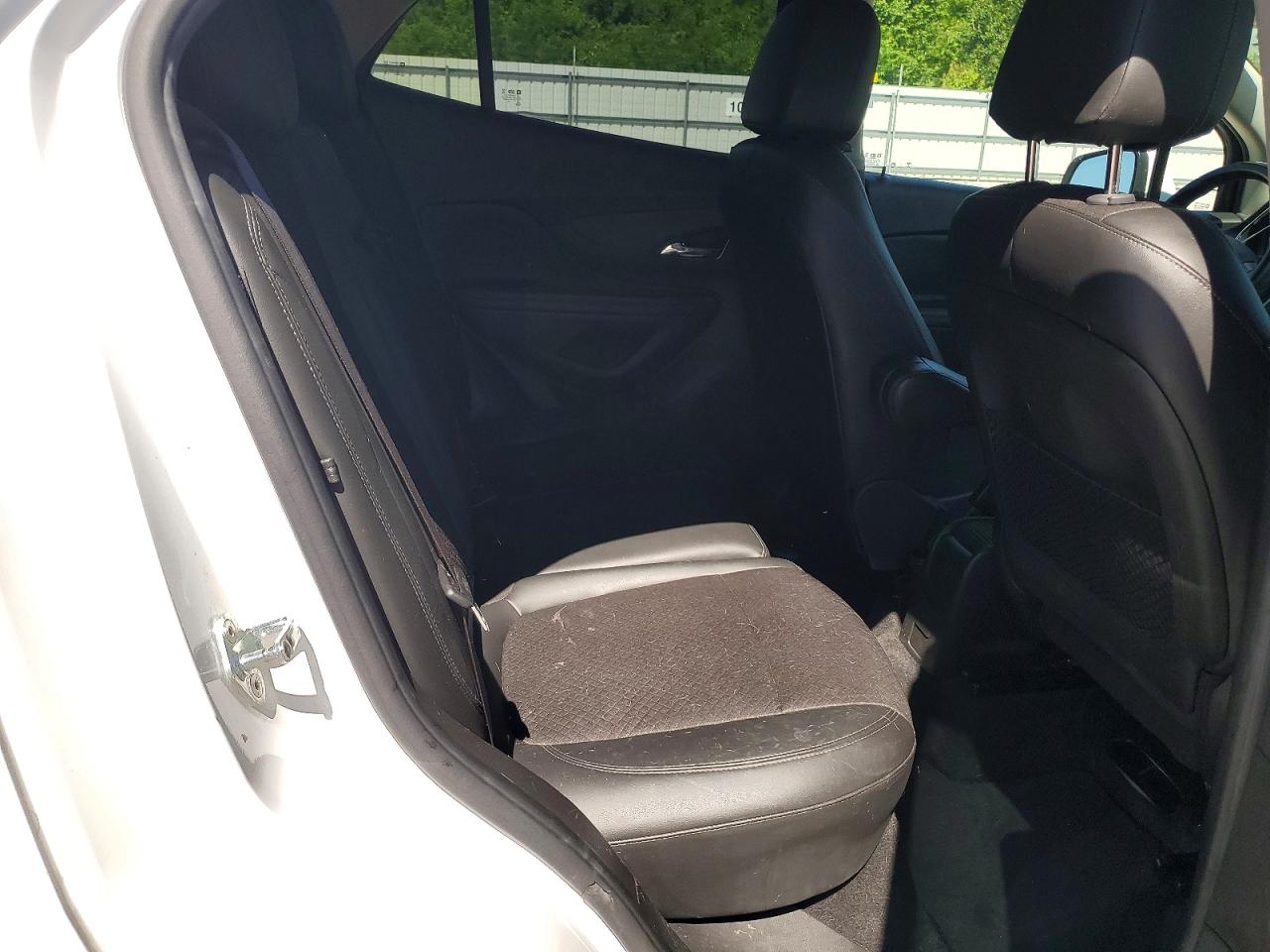 BUICK ENCORE 2019 — 11